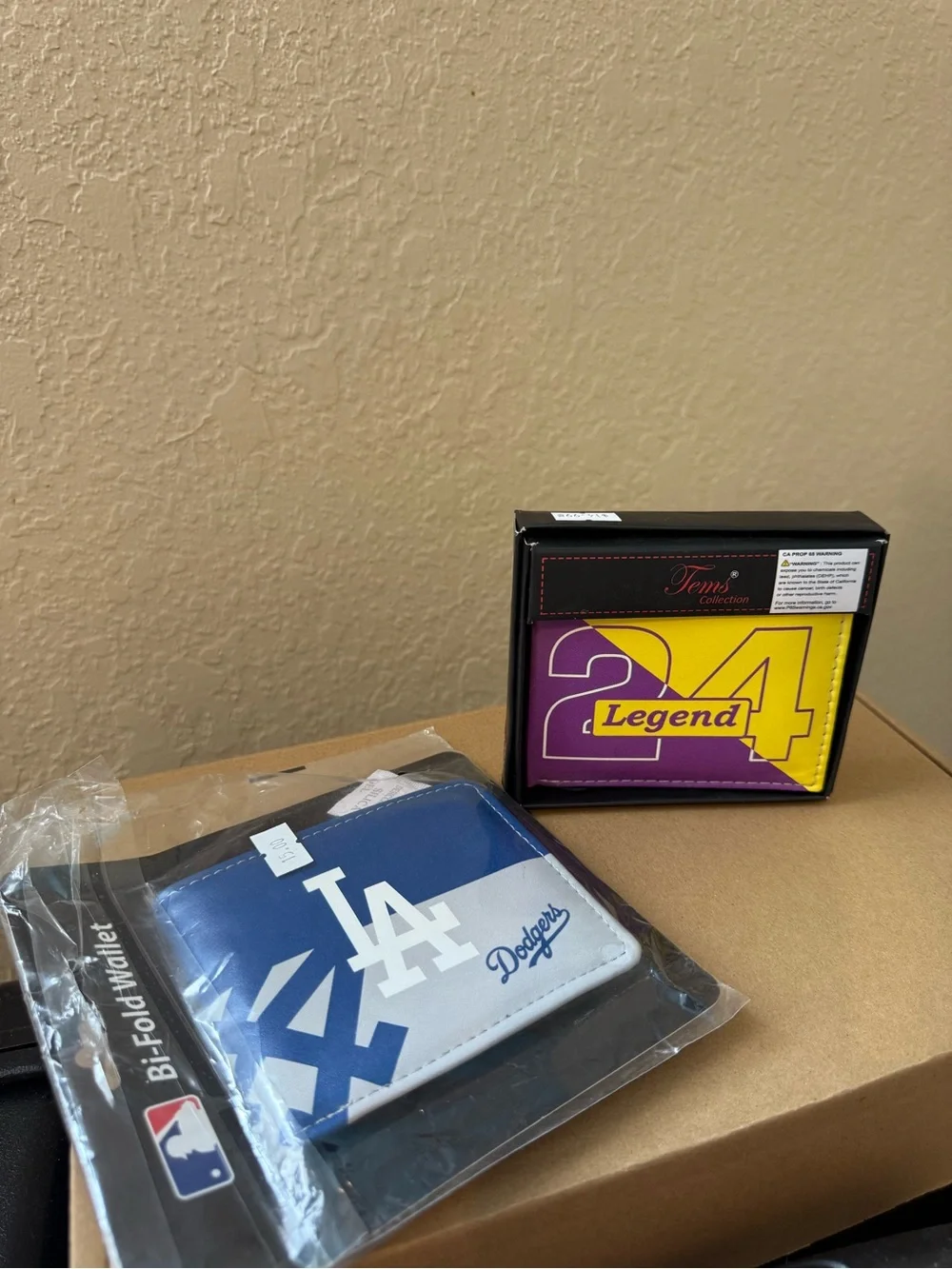Lakers and Dodgers Men’s wallets (NWT)